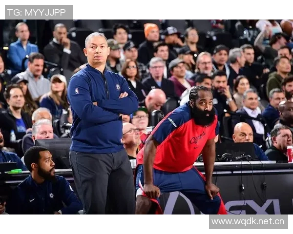 卢指导谈哈登提前下场原因球员自我评估是关键因素